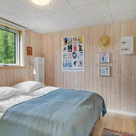 Feriehus 2 Bedroom Awesome In Hadsund